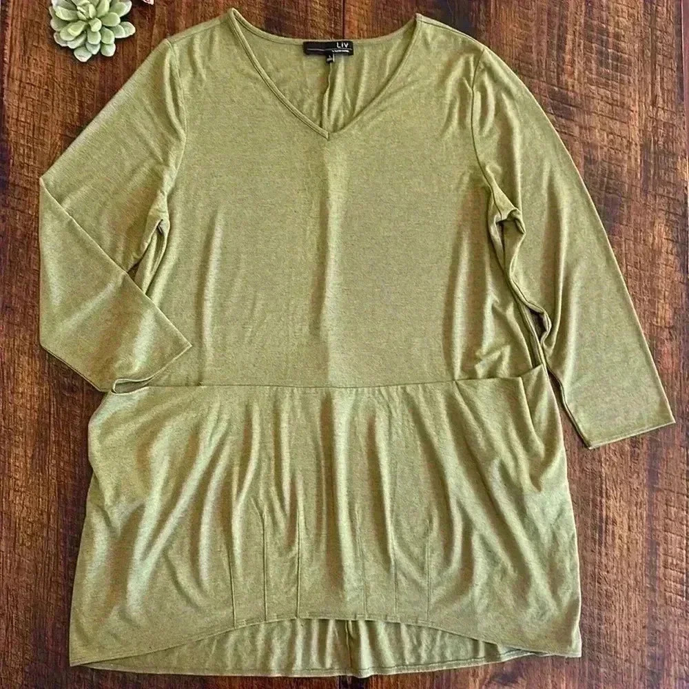 LIV by Habitat Clothes | “Audrey” Pintuck Tunic, Heather Olive Green